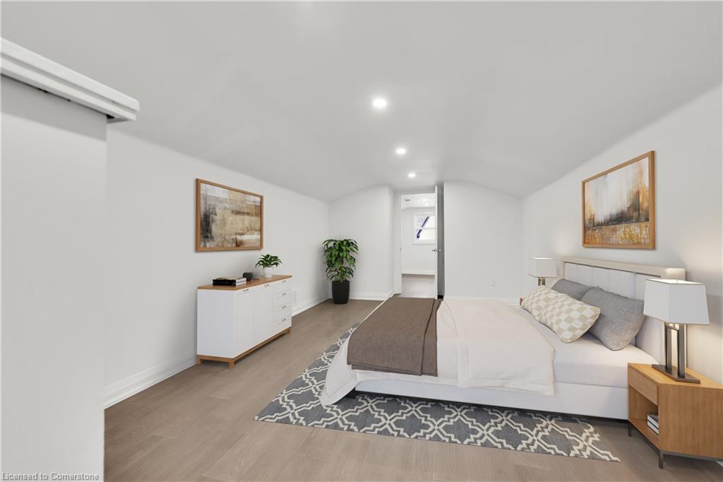 413 George Street Property Photo 9