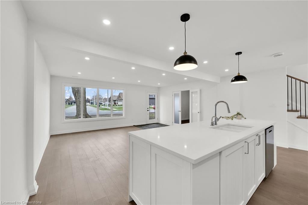 413 George Street Property Photo 25