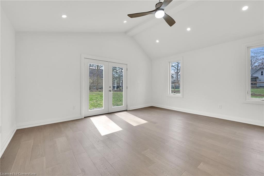 413 George Street Property Photo 37