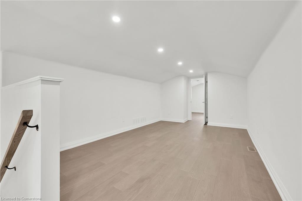 413 George Street Property Photo 41
