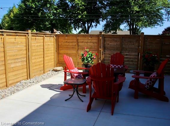12 Pinewood Avenue Property Photo 29