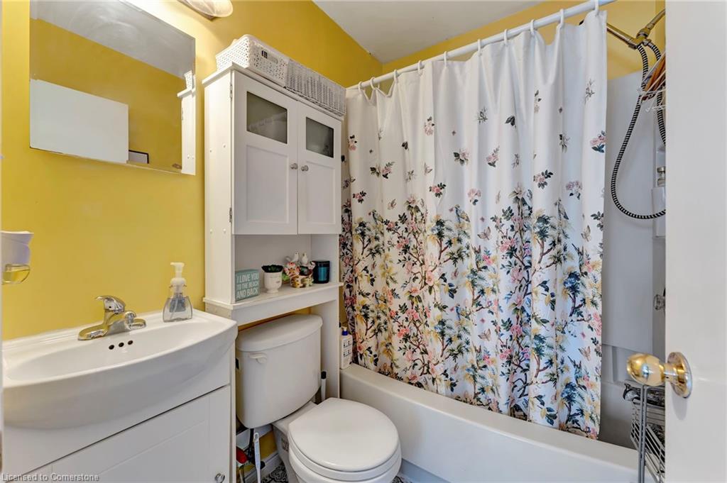 2035 Erie Street Property Photo 19