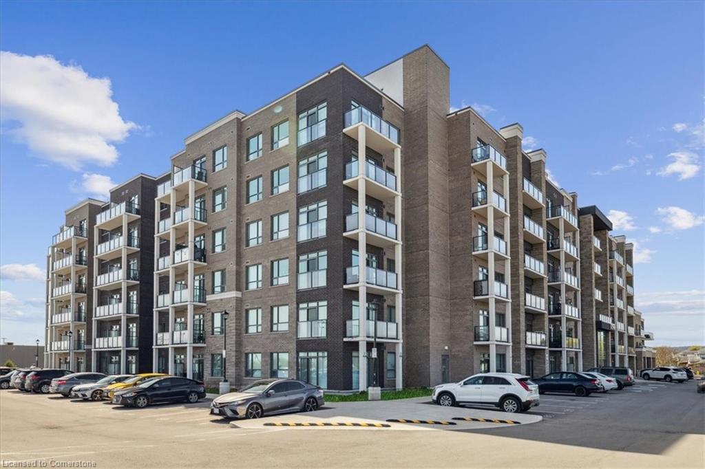 404-5055 Greenlane Road Property Photo