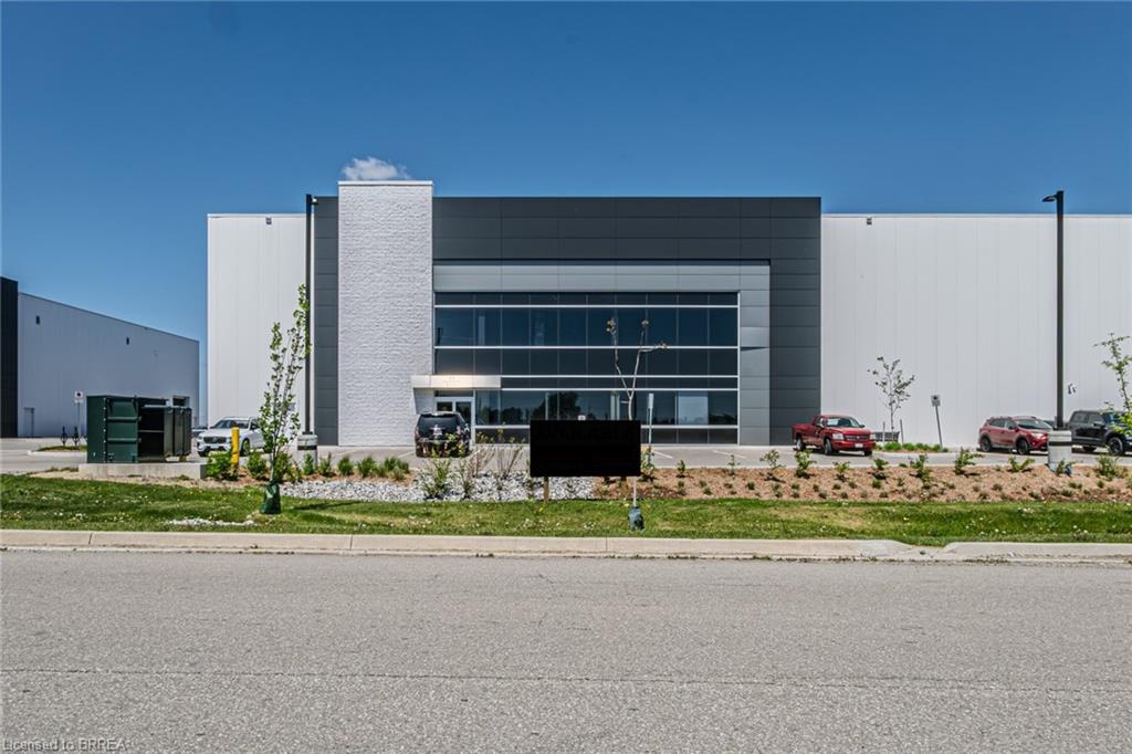 11 Ambitious Court Bldg 1 Property Photo 1