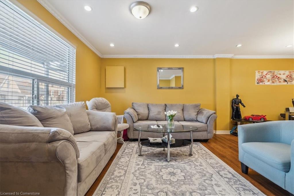 1122 Cannon Street E Property Photo 9