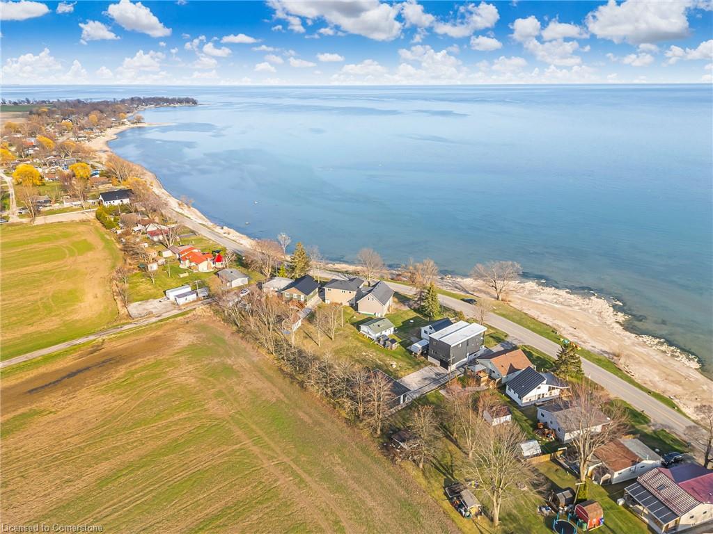 793 Lakeshore Road Property Photo 3