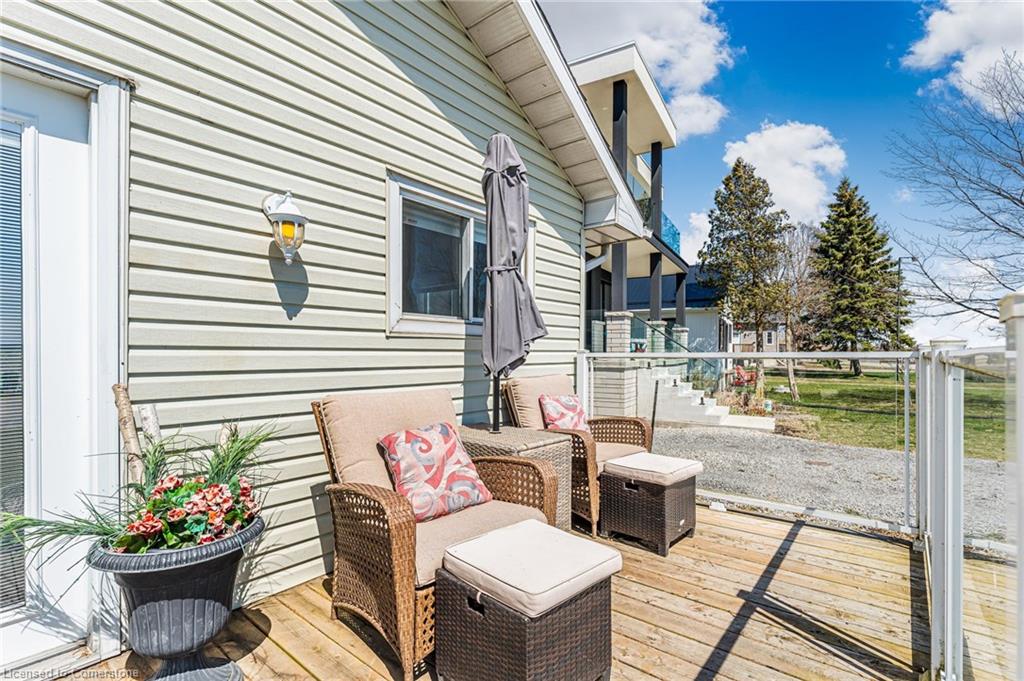 793 Lakeshore Road Property Photo 8