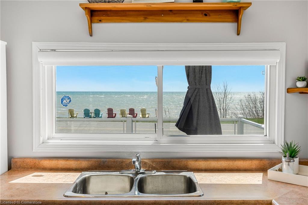 793 Lakeshore Road Property Photo 18
