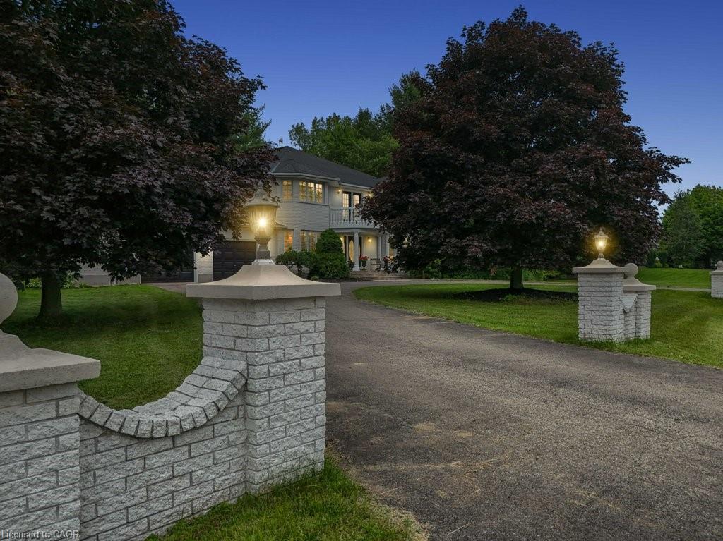 5 Columbo Court Property Photo 2