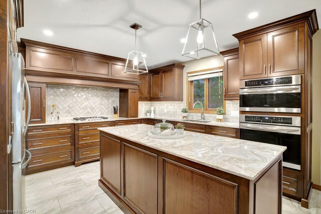 5 Columbo Court Property Photo 10