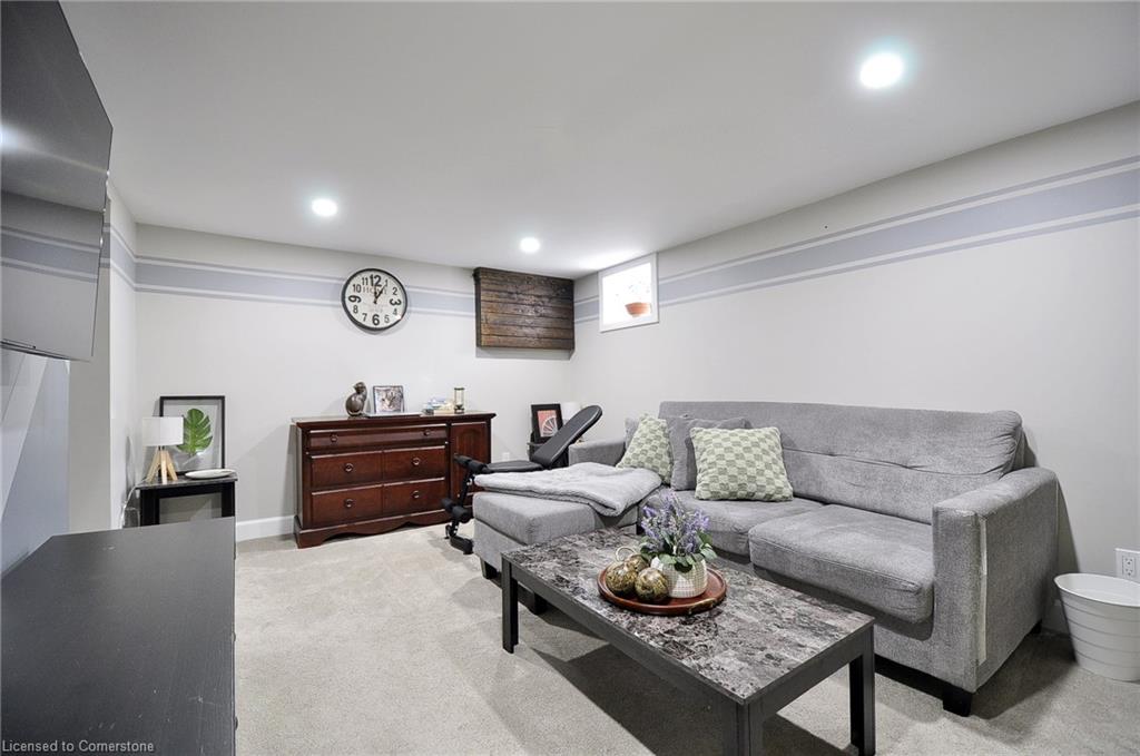 186 Wentworth Avenue Property Photo 23