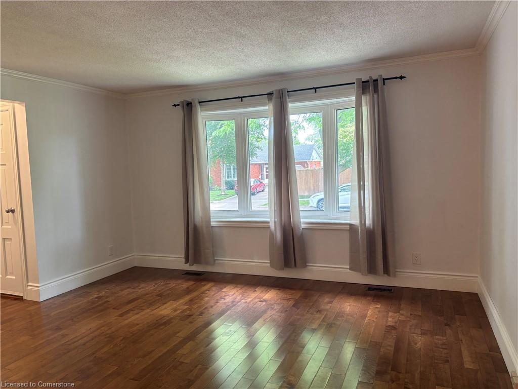3857 Panama Court Property Photo 4