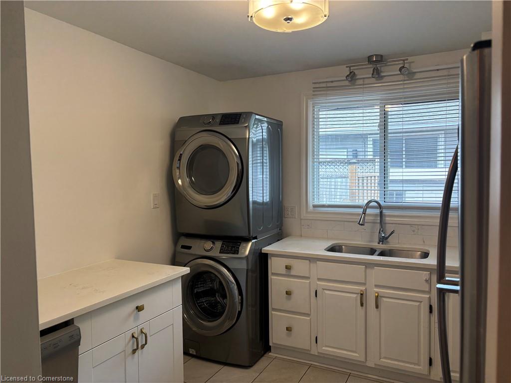 3857 Panama Court Property Photo 11