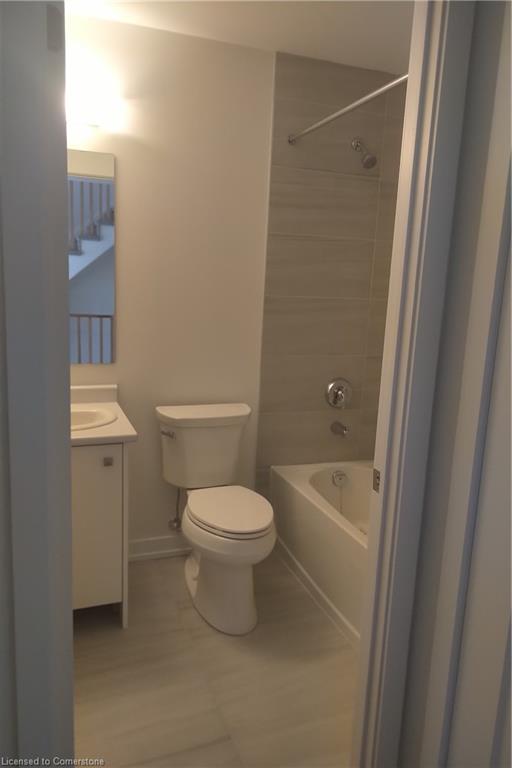 A11-10 Palace Street Property Photo 9