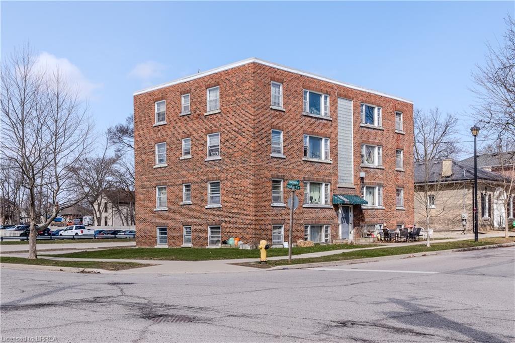 88 Charlotte Street Property Photo