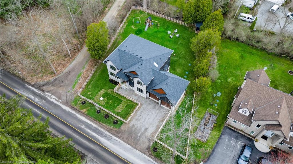 1095 Mineral Springs Road Property Photo 3