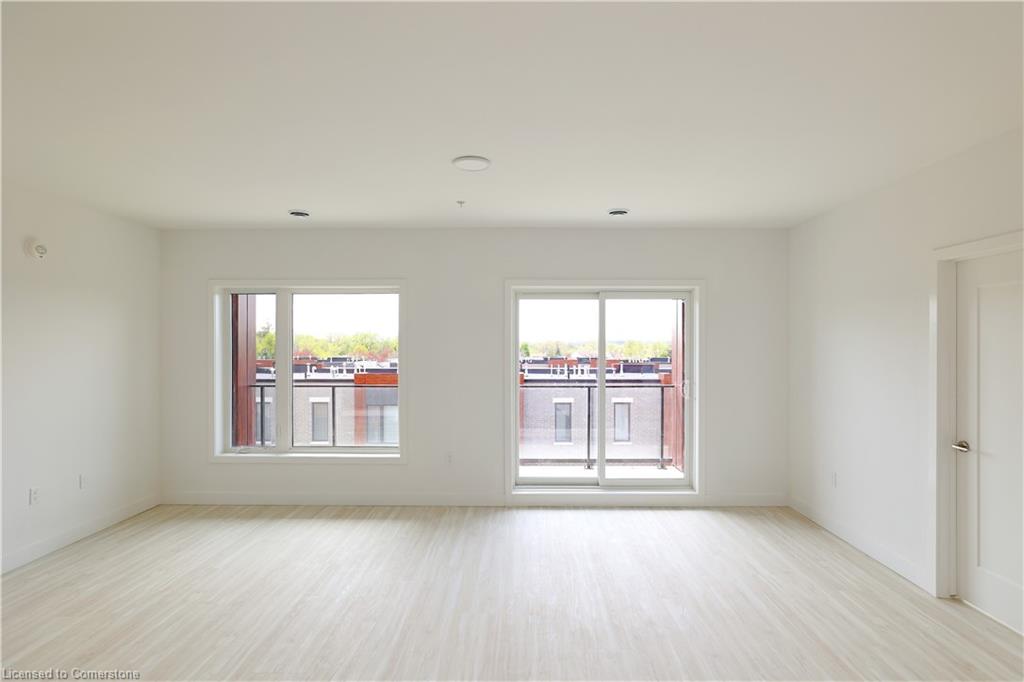 307-408 Dundas Street S Property Photo 20