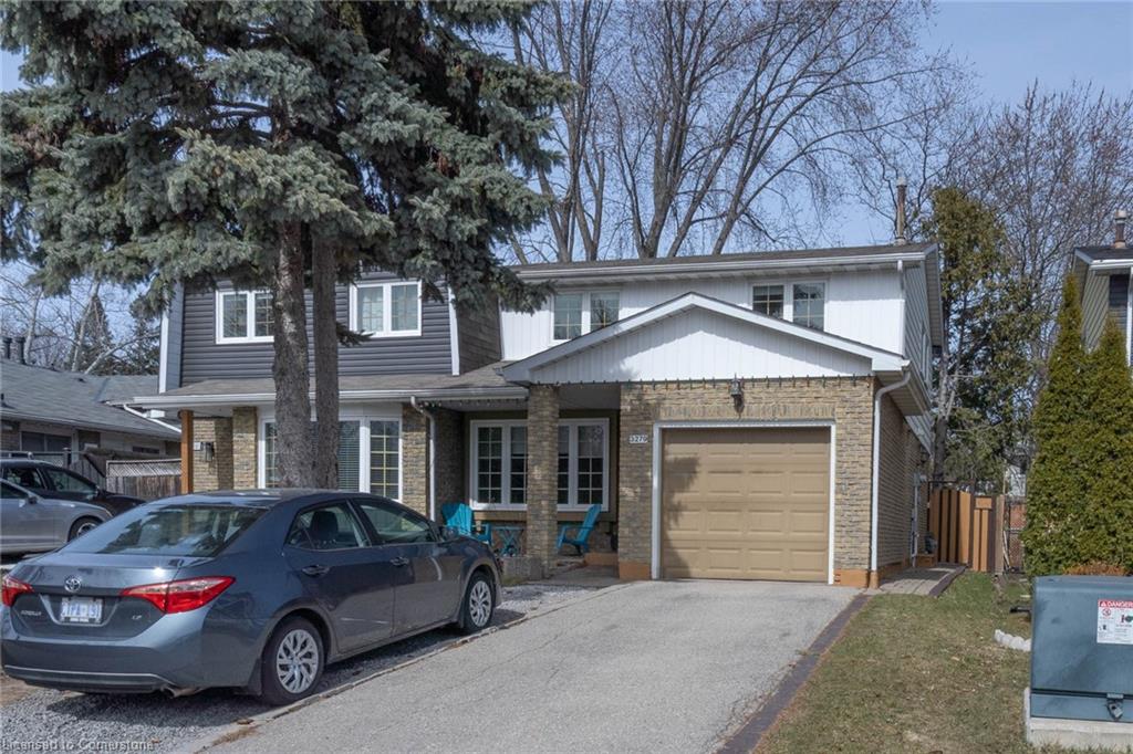 3279 Hornbeam Crescent Property Photo