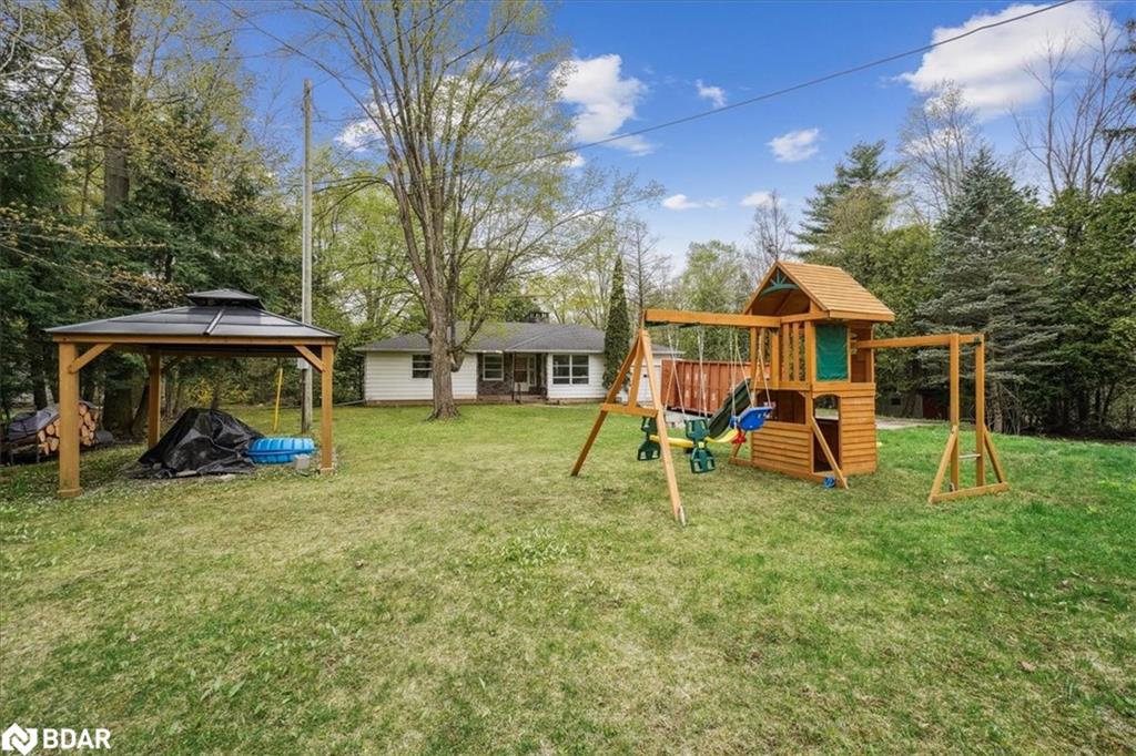11988 6th Line Property Photo 1