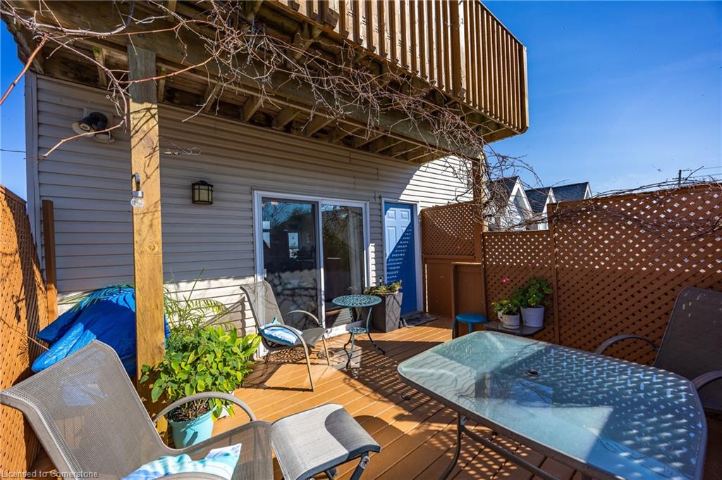 23 Harbour Street Property Photo 30