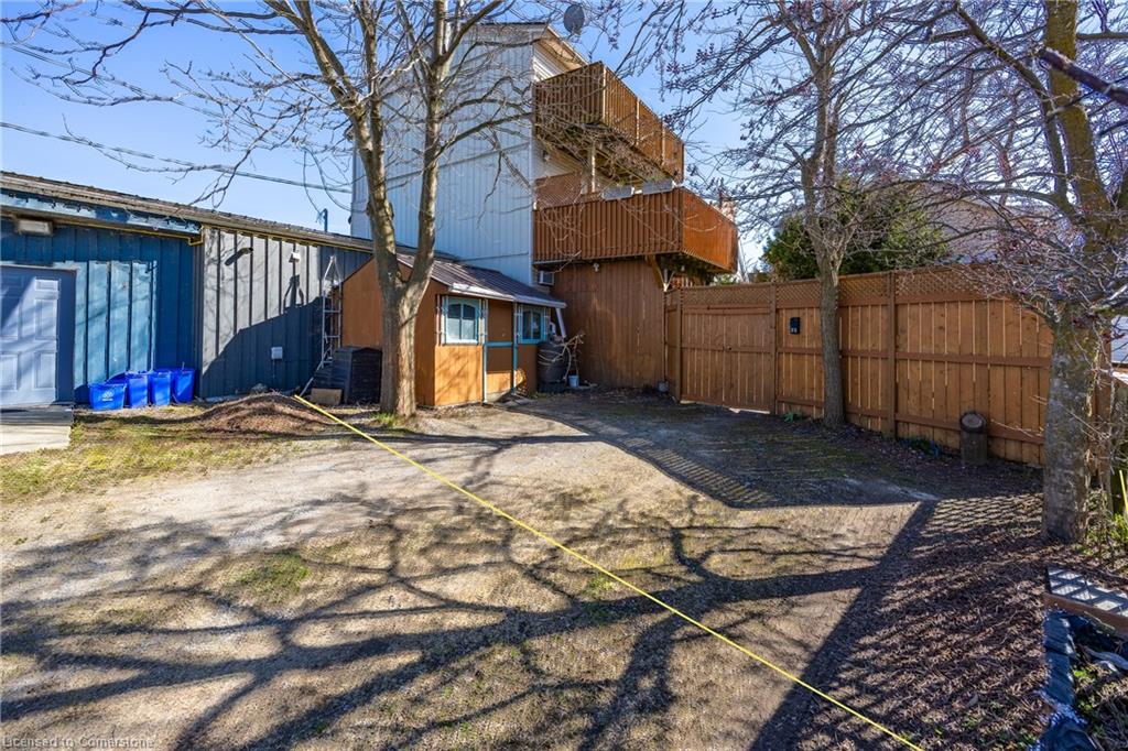 23 Harbour Street Property Photo 34