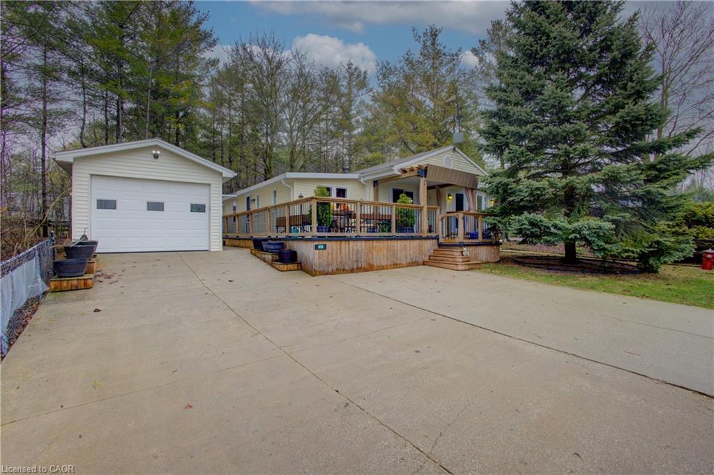 7489 Side Road 5 Road E Property Photo 2