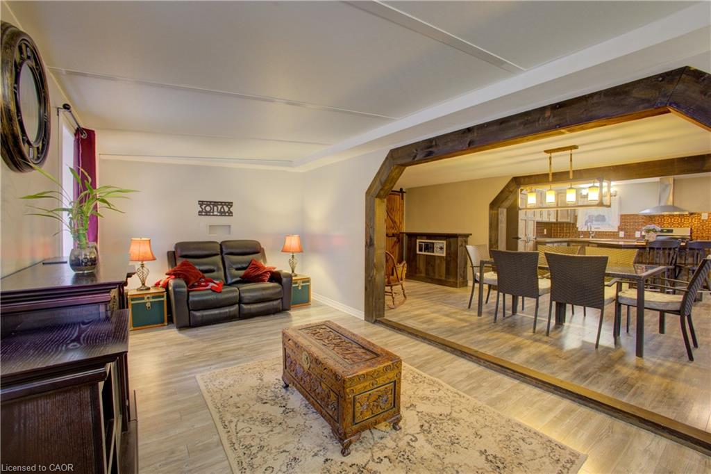 7489 Side Road 5 Road E Property Photo 7