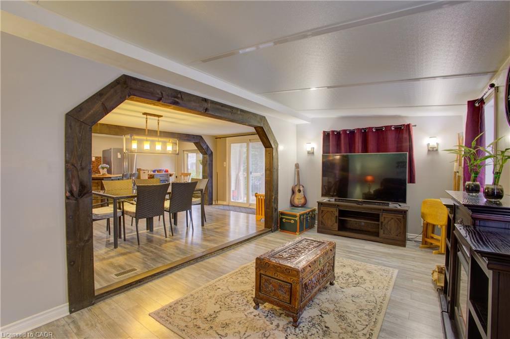 7489 Side Road 5 Road E Property Photo 8