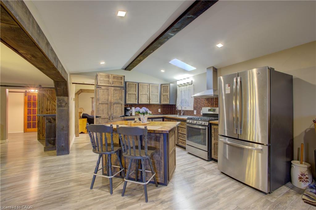 7489 Side Road 5 Road E Property Photo 11