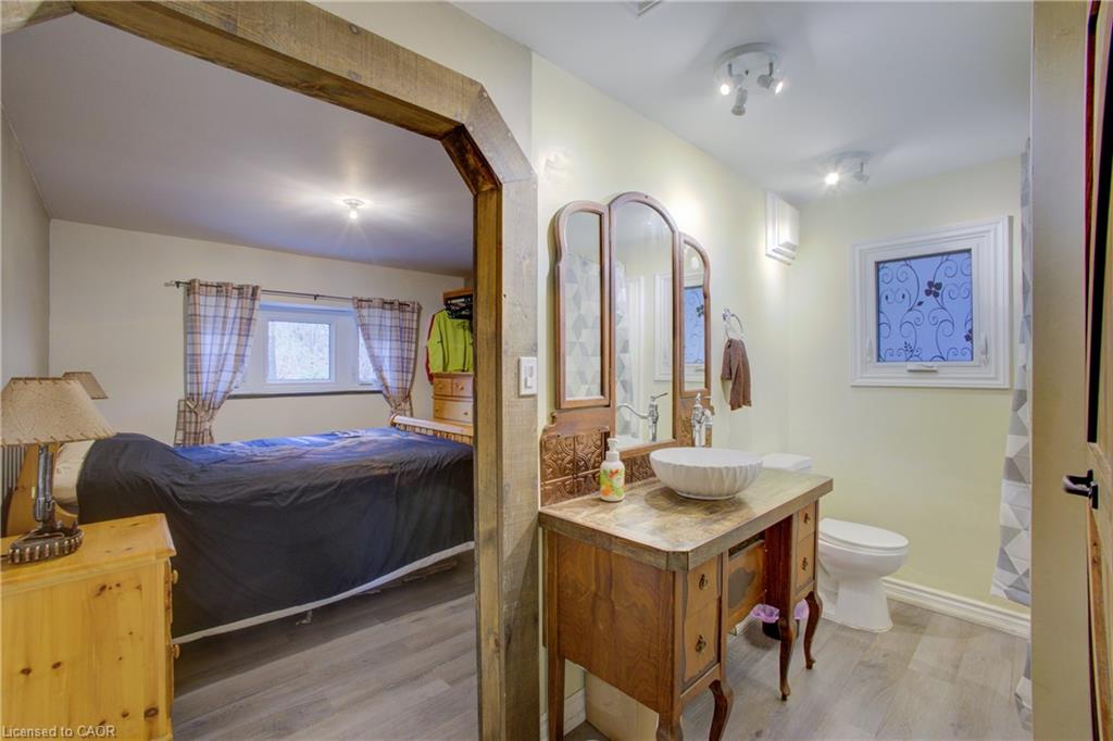 7489 Side Road 5 Road E Property Photo 18