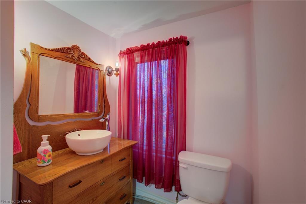 7489 Side Road 5 Road E Property Photo 23