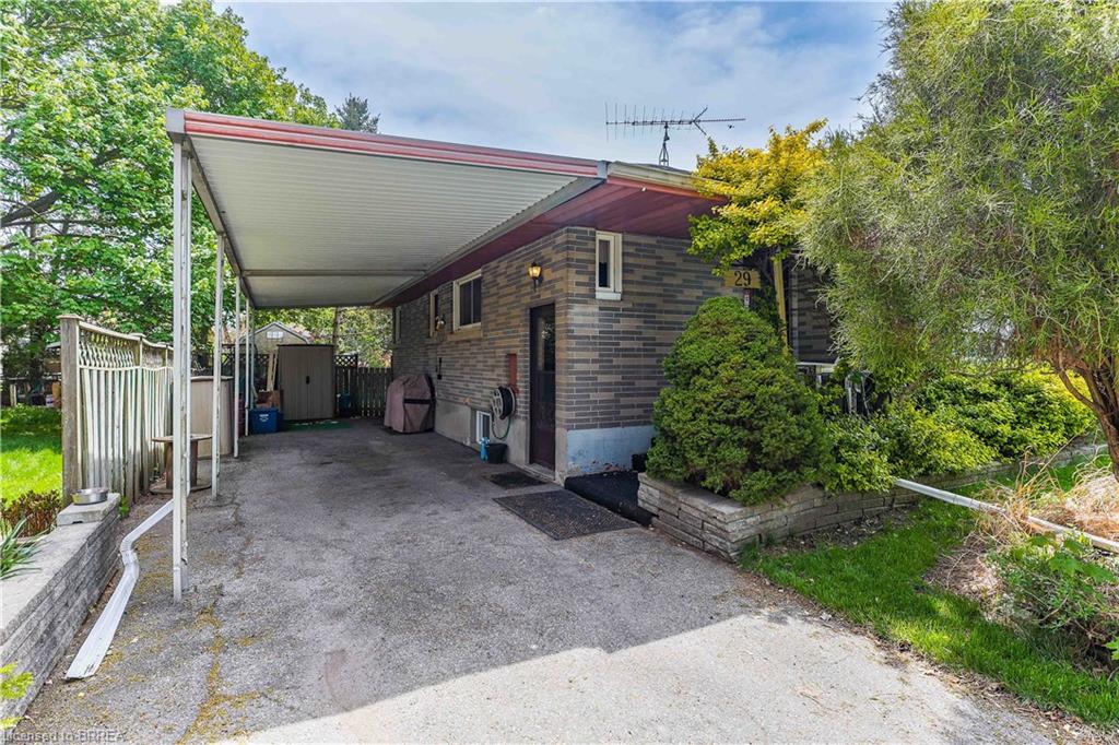 29 Albemarle Street Property Photo 5