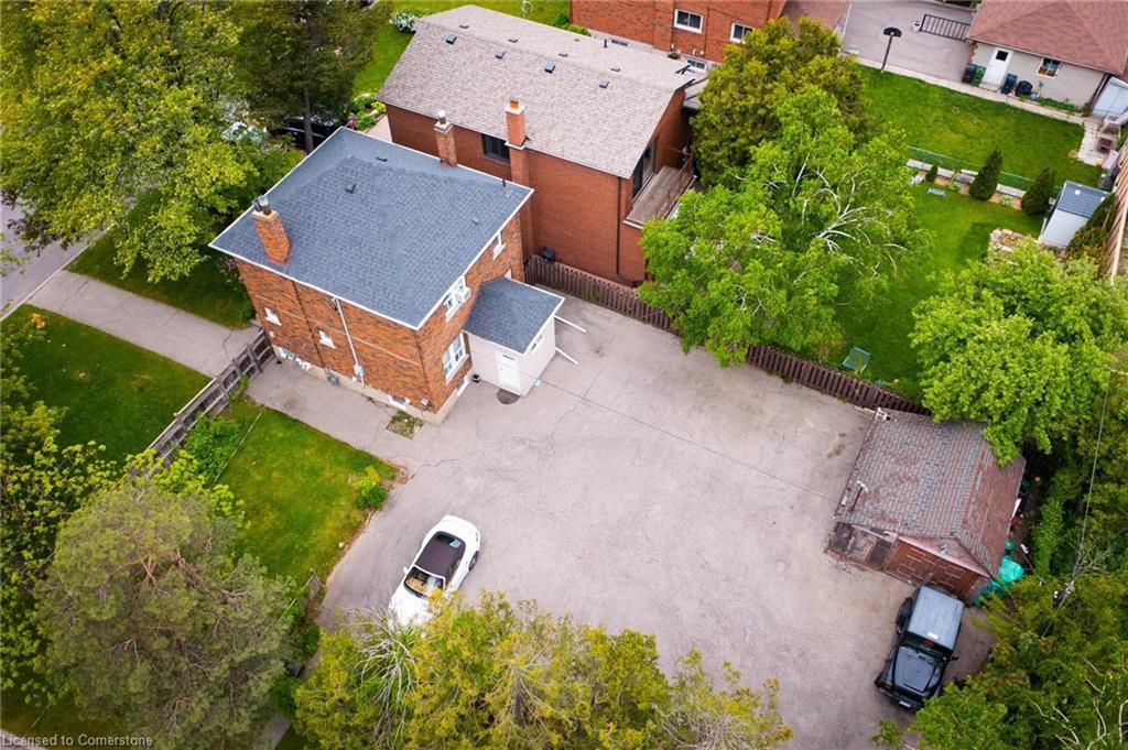 17 Mulholland Avenue Property Photo 3