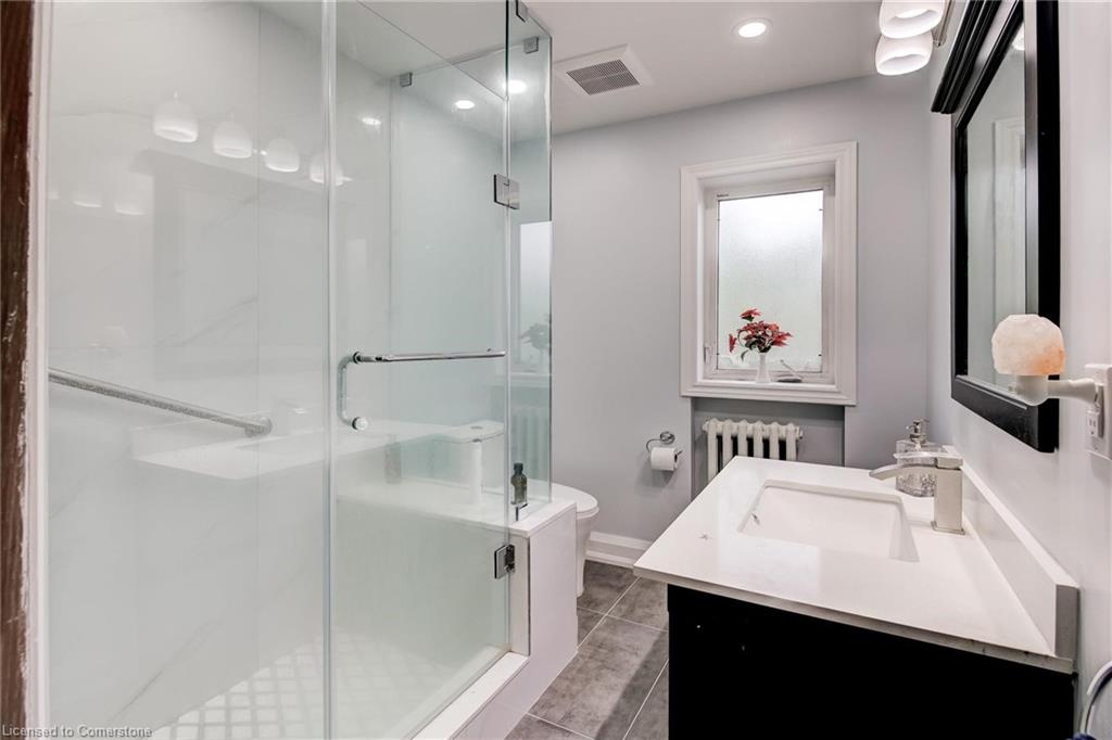 17 Mulholland Avenue Property Photo 11