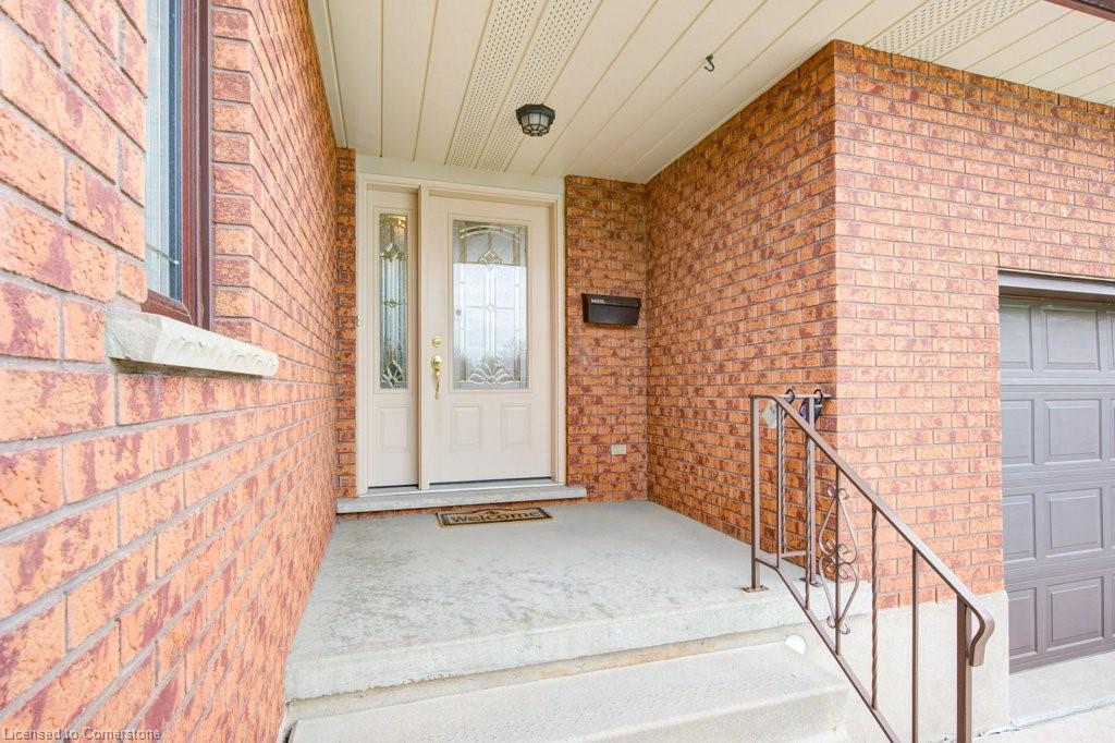 160 Scott Court Property Photo 5