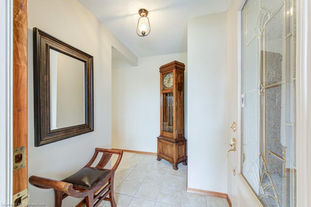 160 Scott Court Property Photo 6