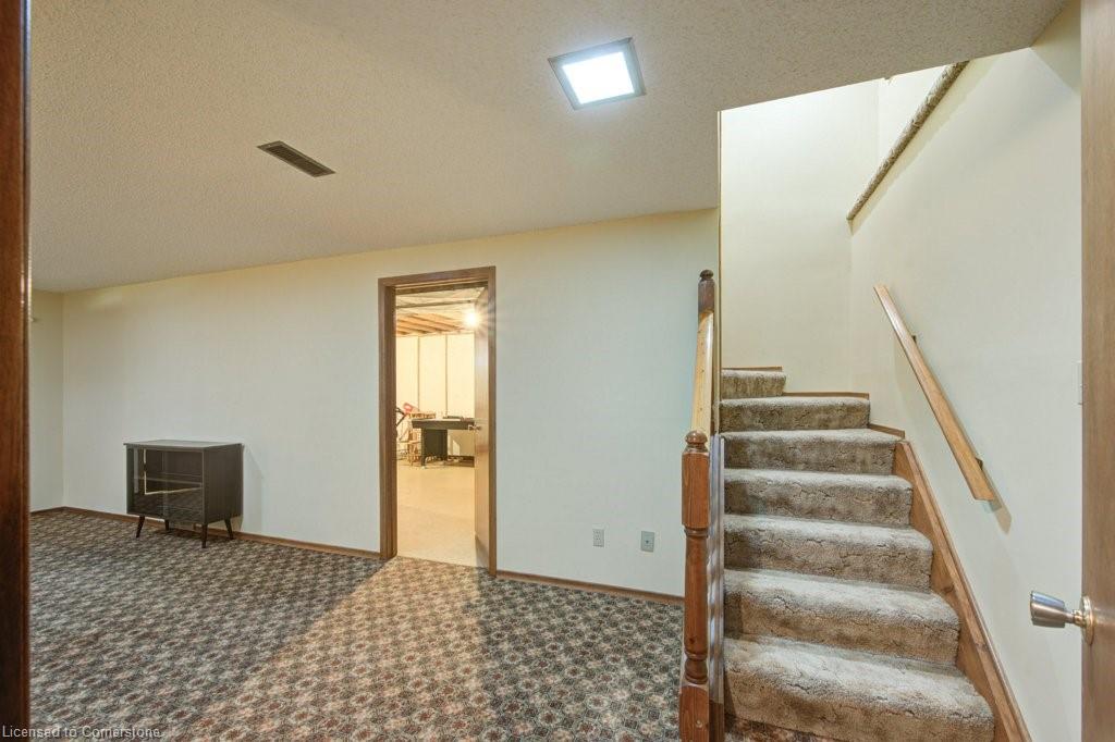 160 Scott Court Property Photo 24