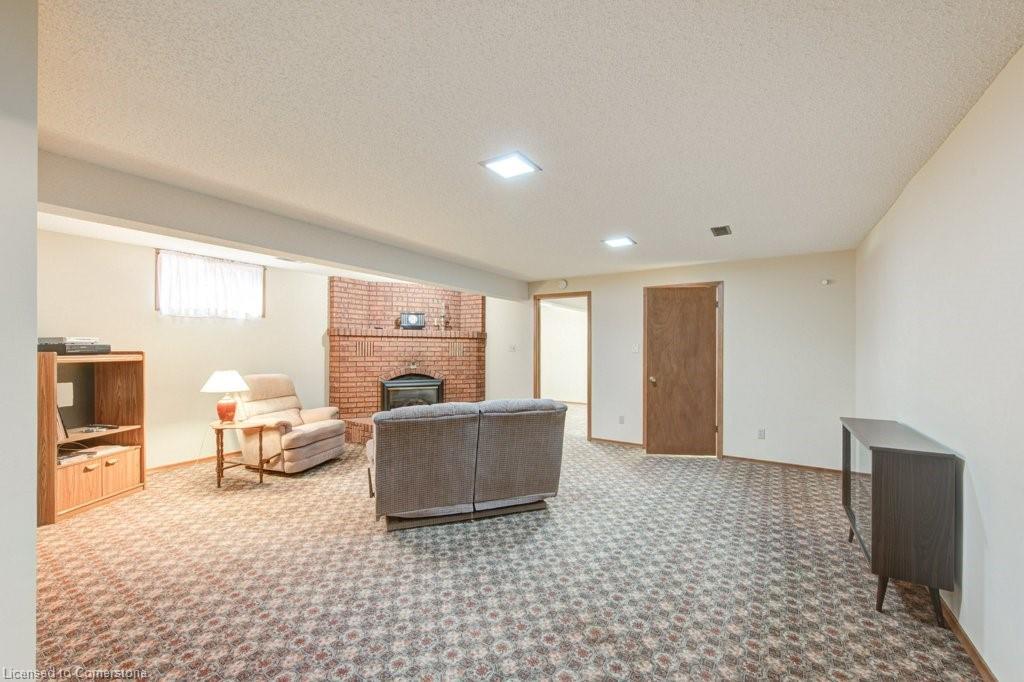 160 Scott Court Property Photo 25