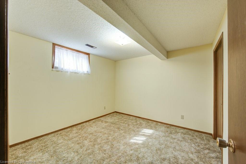 160 Scott Court Property Photo 28
