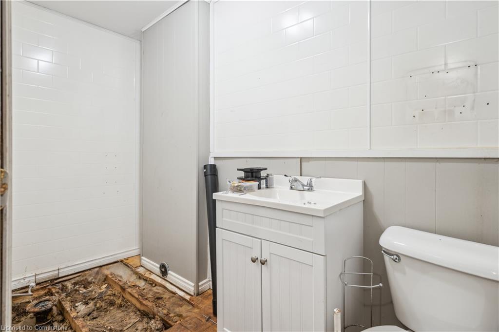 75 - 79 Erie Avenue Property Photo 28