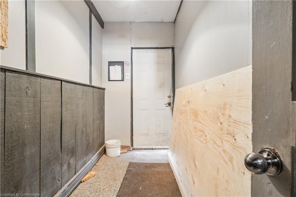 75 - 79 Erie Avenue Property Photo 29