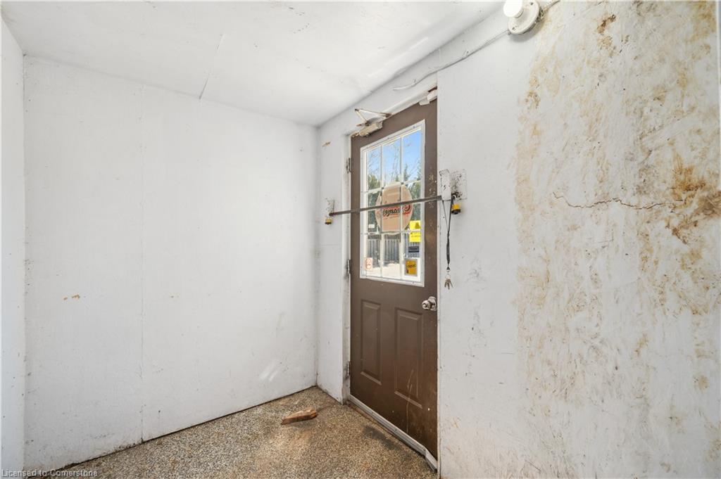 75 - 79 Erie Avenue Property Photo 30