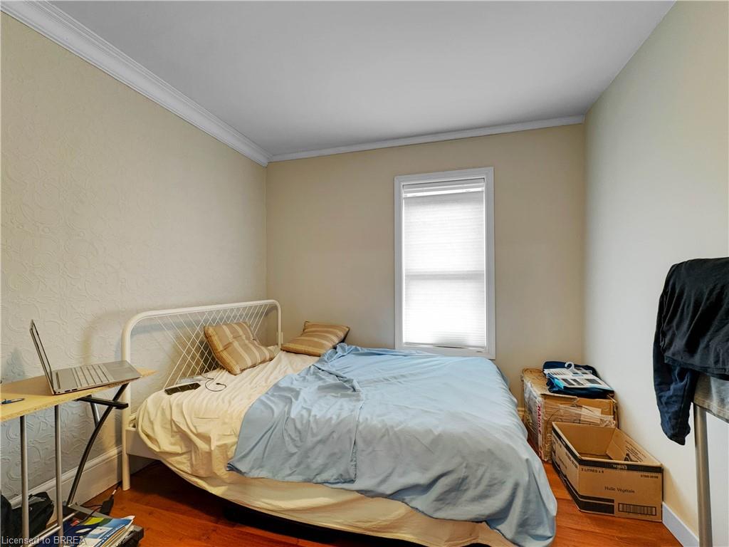 273-275 Brant Avenue Property Photo 23