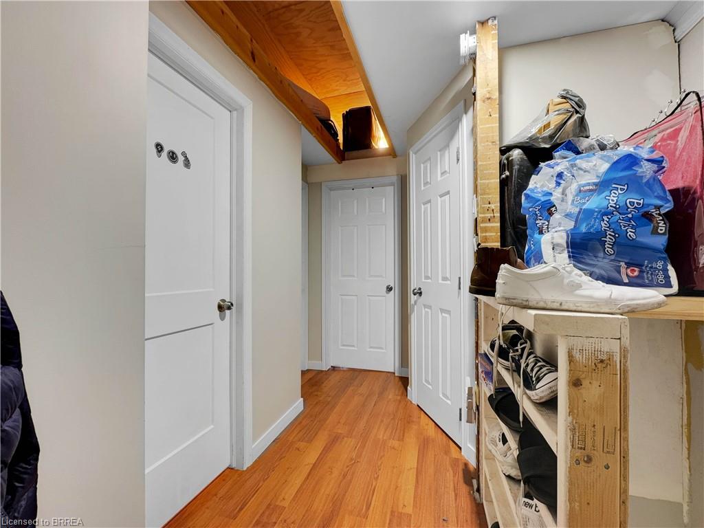 273-275 Brant Avenue Property Photo 26