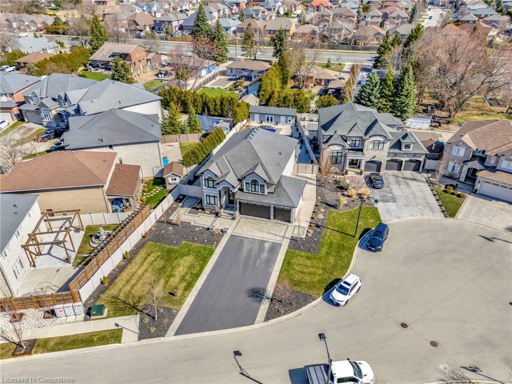 7 Bernini Court Property Photo 4
