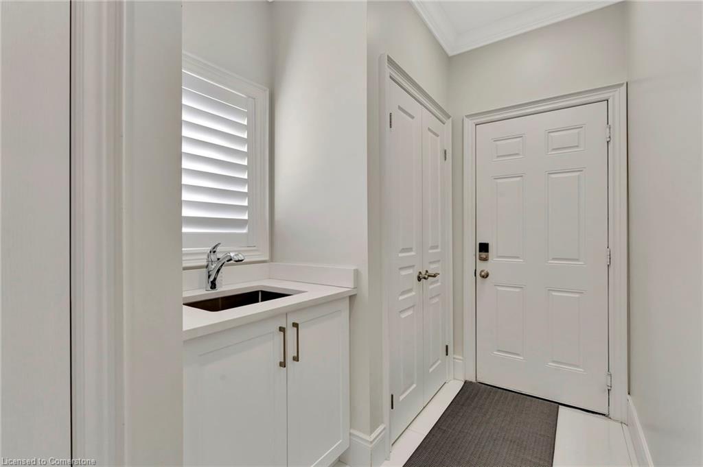 7 Bernini Court Property Photo 27