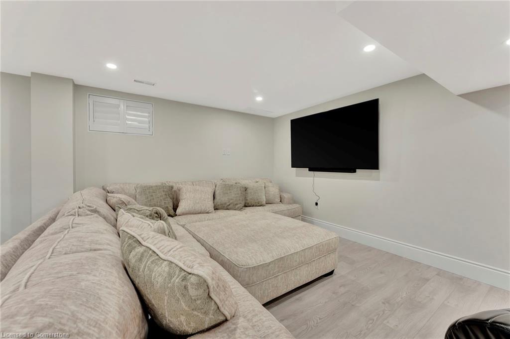 7 Bernini Court Property Photo 39