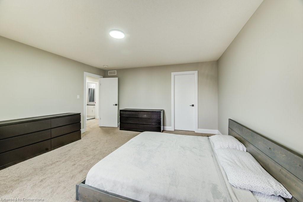 192 Snyder Avenue N Property Photo 34