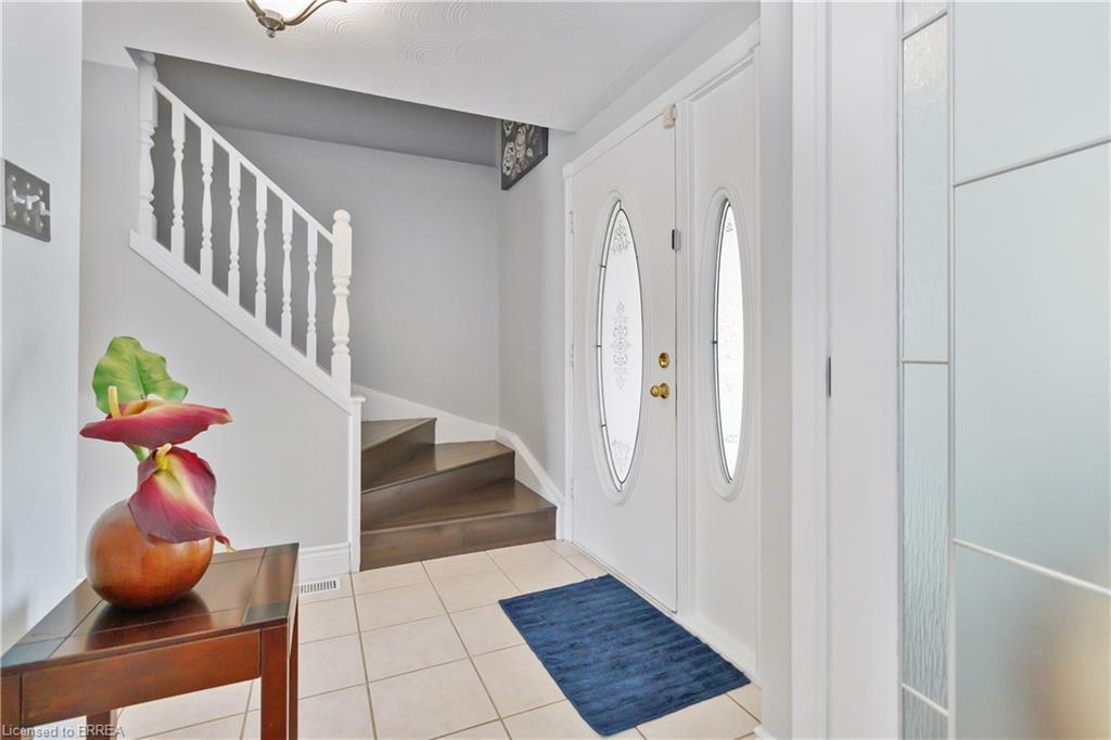 25 Winter Way Property Photo 4
