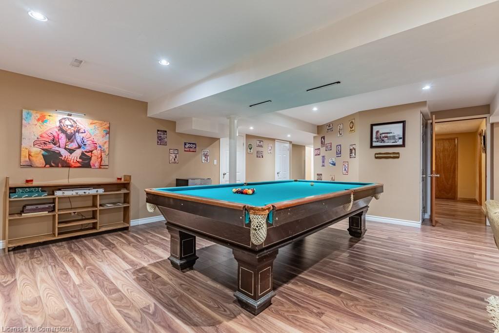 2080 Sixth Line Property Photo 30